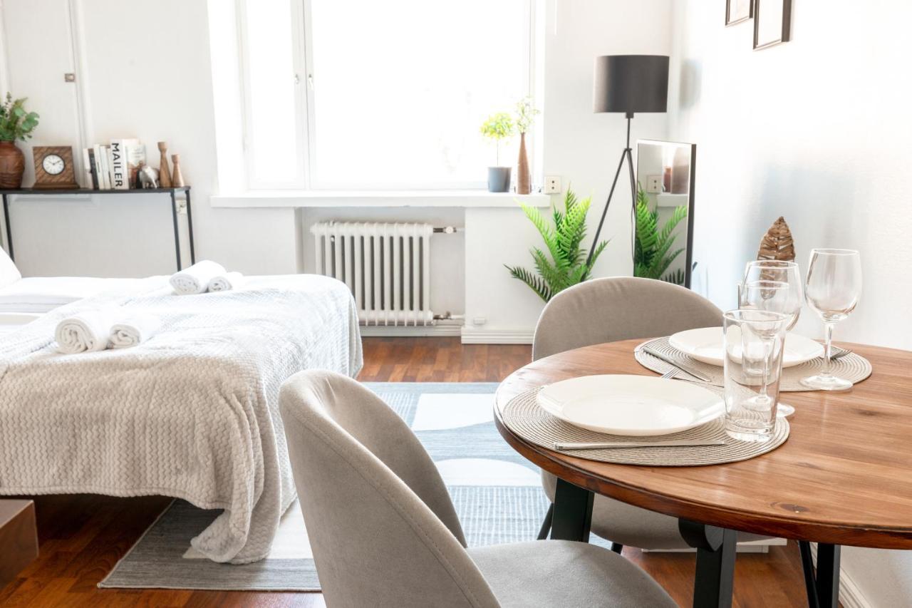 2Ndhomes Cozy Helsinki Center Studio With Park View Экстерьер фото